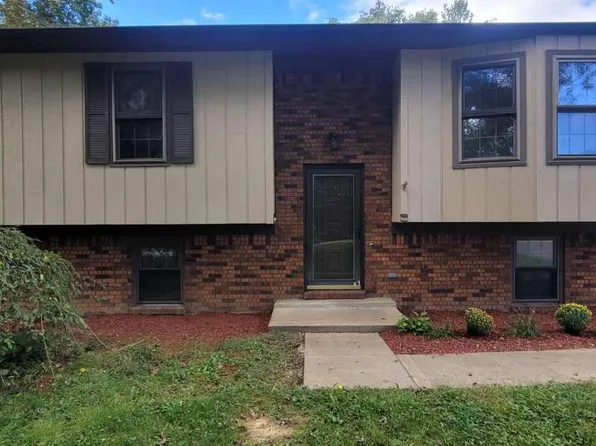 15 Oakwood Dr, Brandenburg, KY 40108