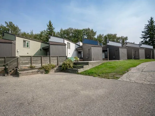 8205 NE 98th St #11, Peace River, AB T8S 1A2