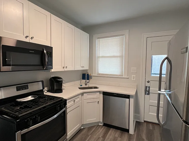 132 Circle Ave #2 — Photo 1