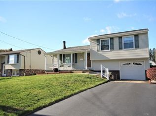 368 McWilliams Dr, Natrona Heights, PA 15065