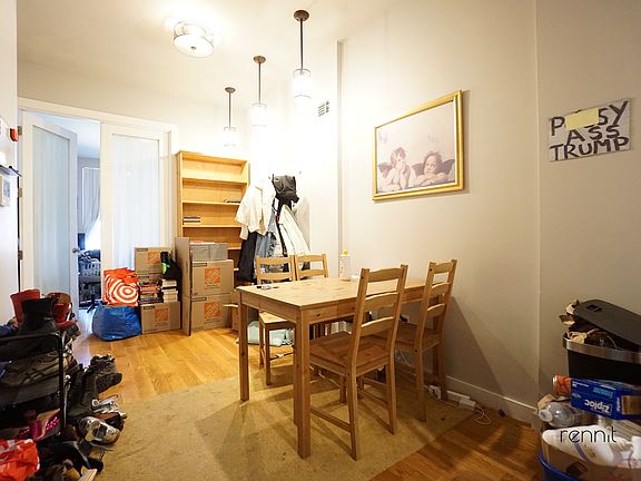 3rd image of 700 Hancock St #1L
