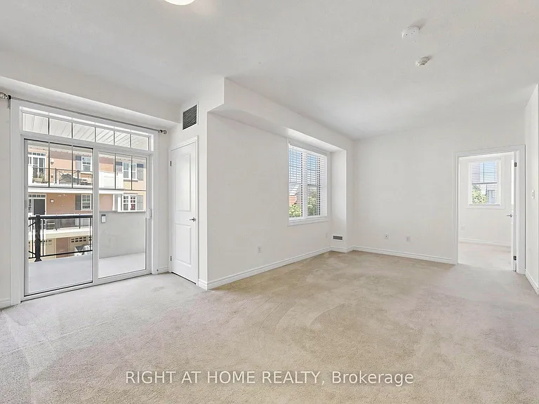 2333 Sawgrass Dr #205 — Photo 8