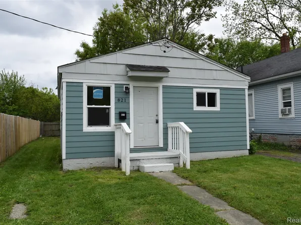821 Vermilya Ave, Flint, MI 48507