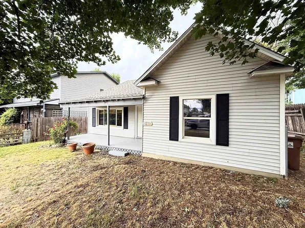 1711 E Desmet Ave, Spokane, WA 99202