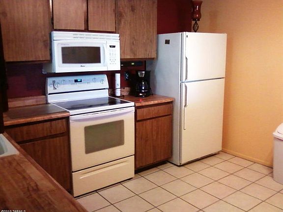 3rd image of 6969 N Village View Dr
