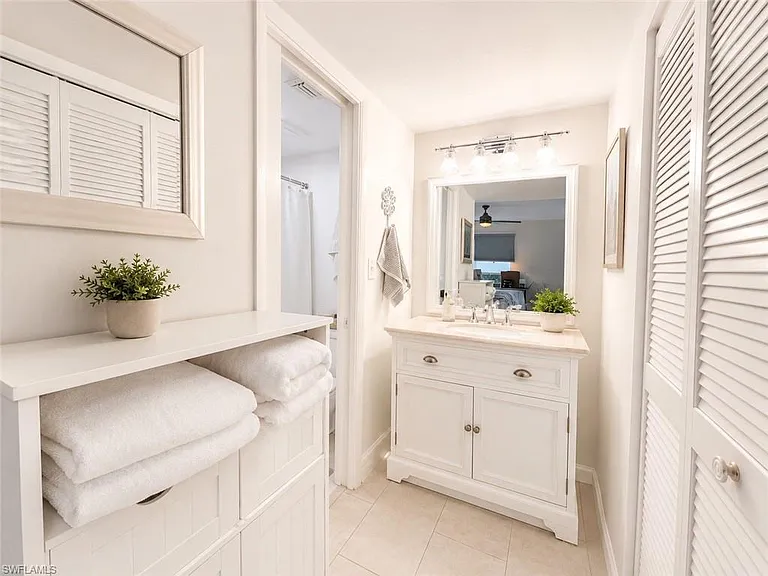 1056 Forest Lakes Dr #A201 — Photo 12