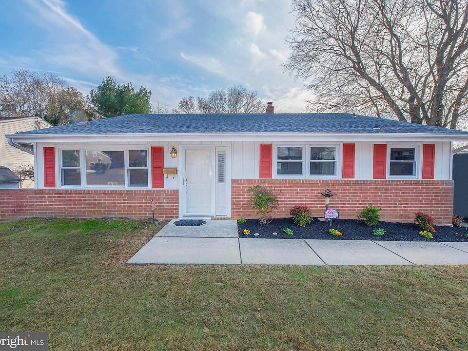 1st image of 2042 Wildwood Dr
