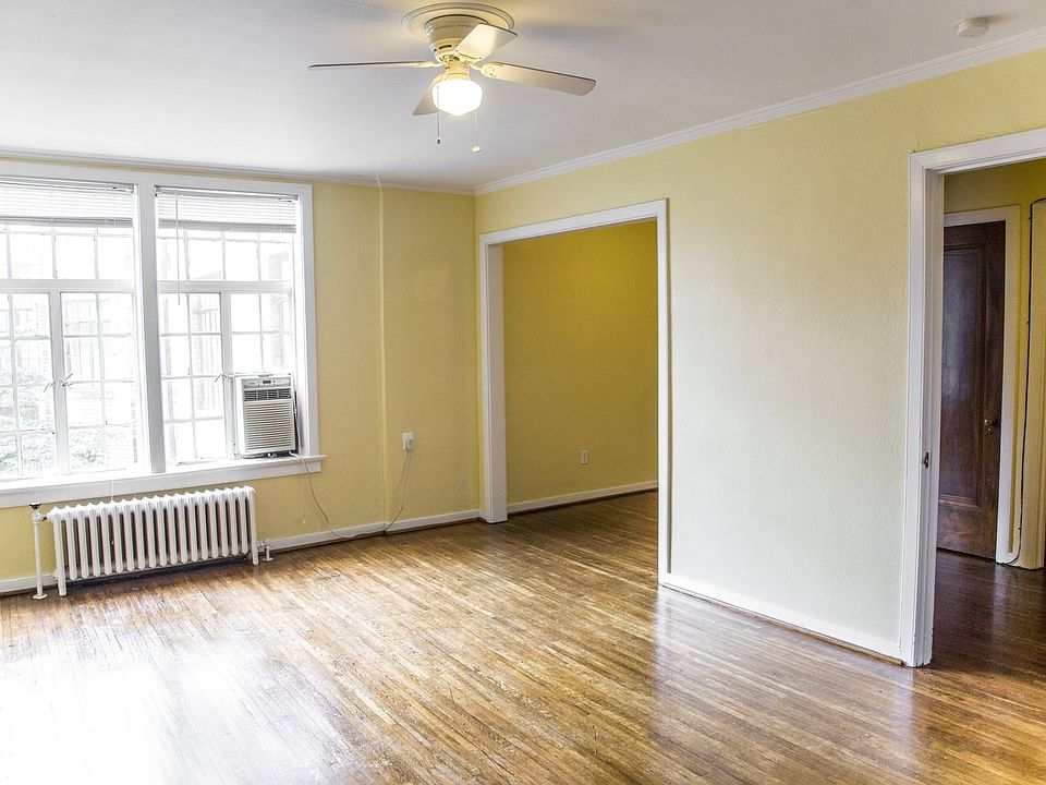 1st image of 580 E Town St