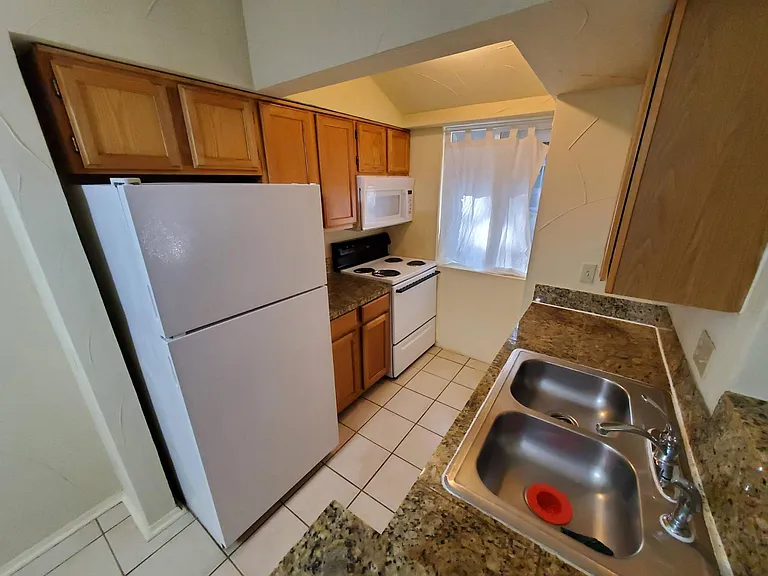 3018 S 1st St #202 — Photo 11