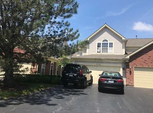 17722 W Running Creek Ct, Gurnee, IL 60031