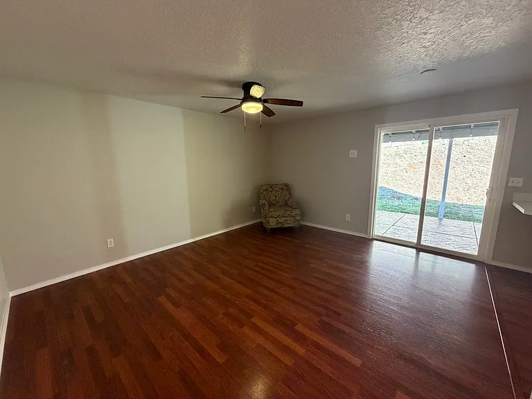 5408 Lark St SE — Photo 6