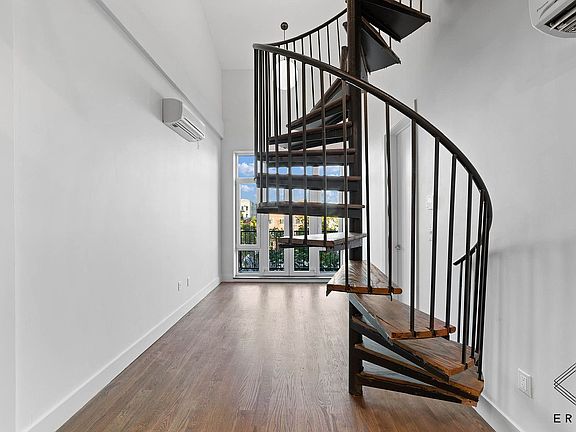 2nd image of 97 Varet St #4D