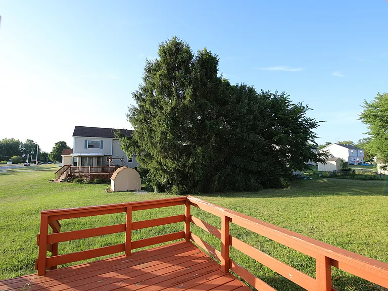 7160 Lauretta Ct — Photo 19