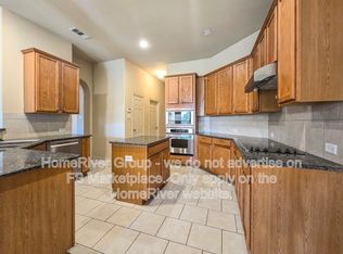 643 E Sandra Ln, Grand Prairie, TX 75052