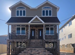50 Mapleton Ave, Staten Island, NY 10306