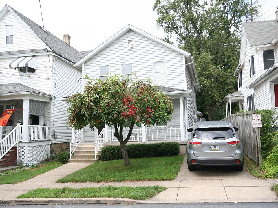 1st image of 130 S Van Buren Ave