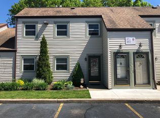 621 Lake Ct, Middle Island, NY 11953