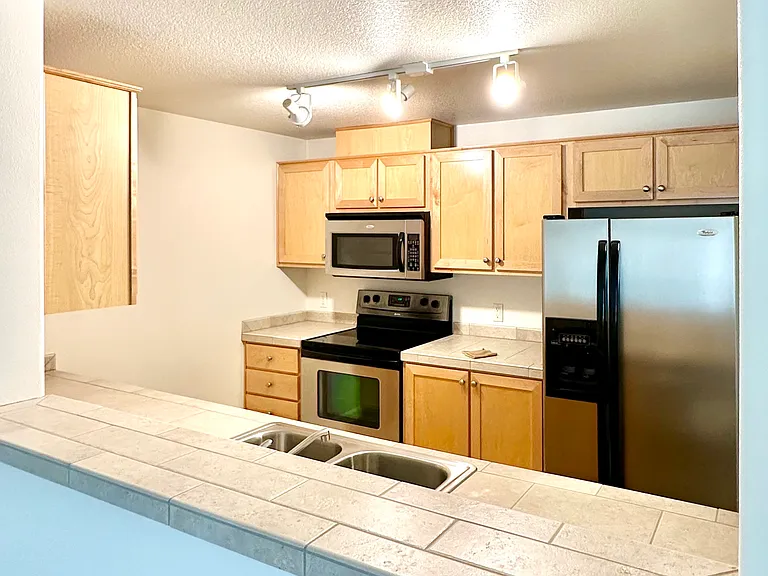 NW 185th Ave — Photo 11