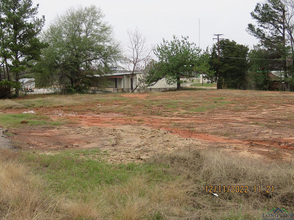 1st image of 2908-2934 Signal Hill Dr