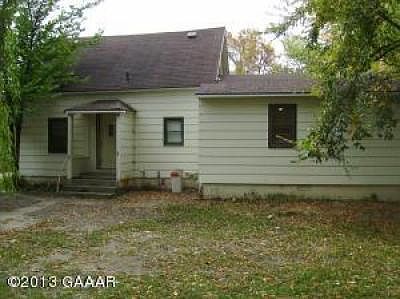 4th image of 511 10th Ave E