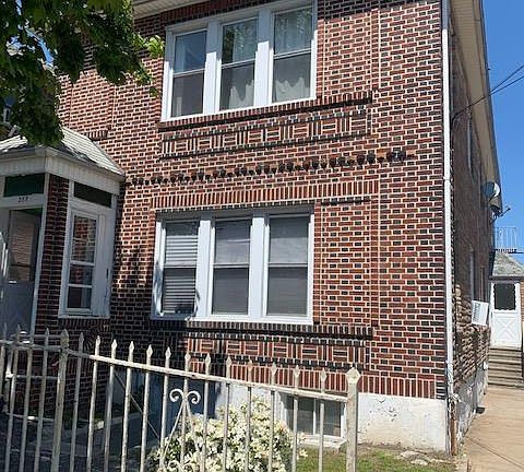 2nd image of 288 Hayward St APT 1