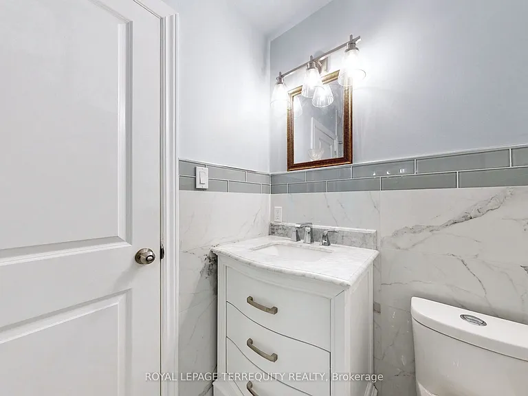 690 Wilson Ave #A — Photo 12