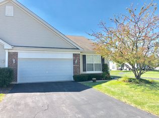 1483 Waterside Dr, Dekalb, IL 60115