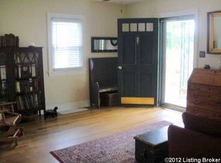 732 Browns Ln, Saint Matthews, KY 40207