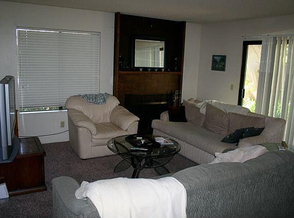 2nd image of 1467 Descanso St