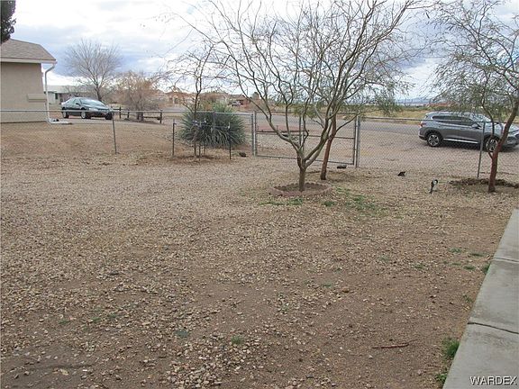 3rd image of 9193 N CONCHO Drive