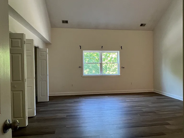 6C Mayberry Dr #C — Photo 16