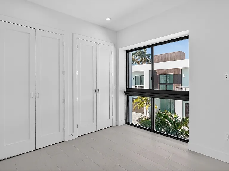 4420 SW 32nd Ave — Photo 18
