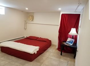 11812 155th St, Jamaica, NY 11434