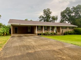 136 Dixie Dr, Monroeville, AL 36460