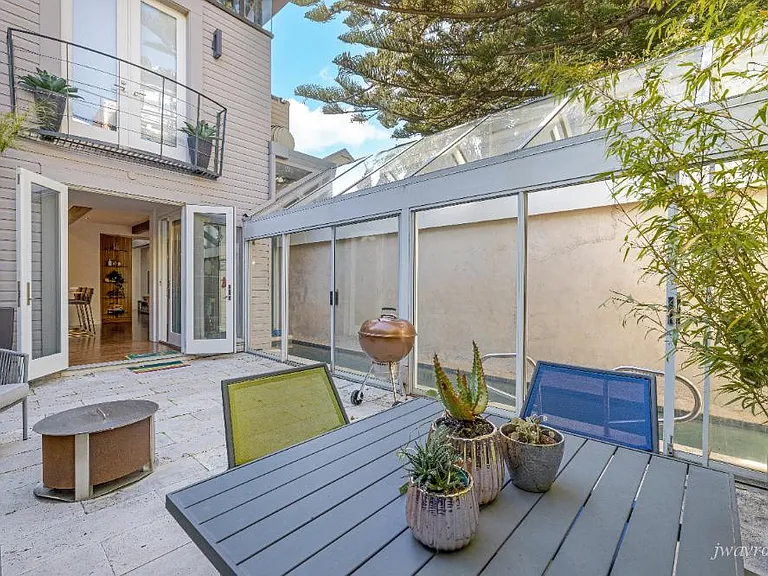 451 Eureka St — Photo 17