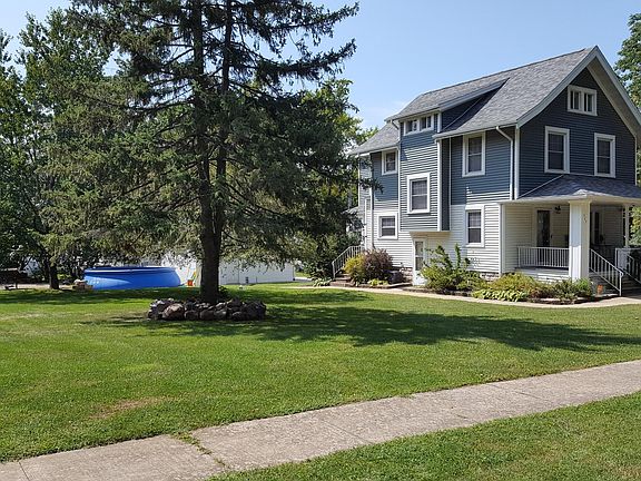 33rd st side view