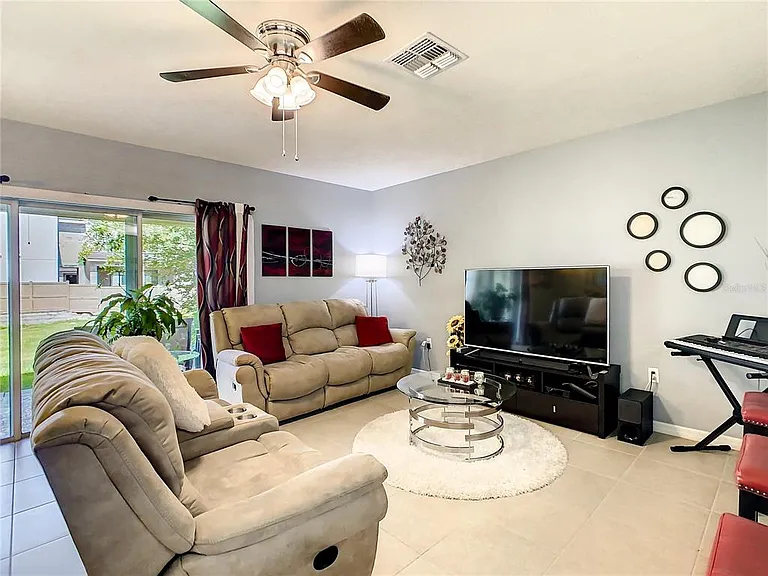 244 Arbor Lakes Dr — Photo 16