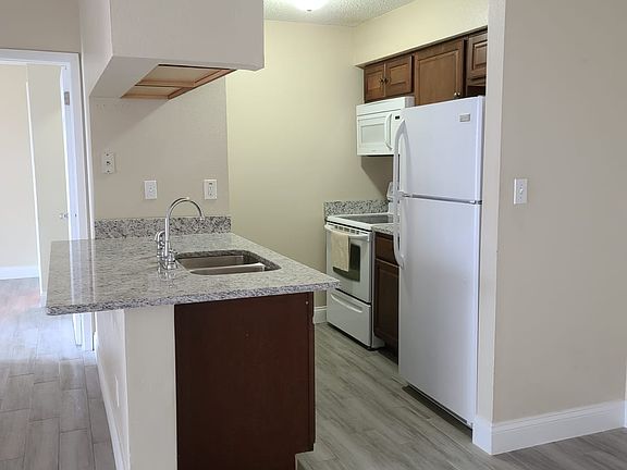 2nd image of 8718 Mallard Reserve Dr Unit 203