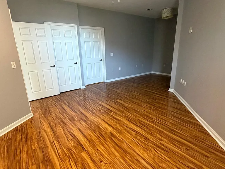 23 Pierside Dr #428 — Photo 9
