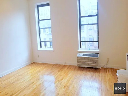 Rented by Bond New York | media 2