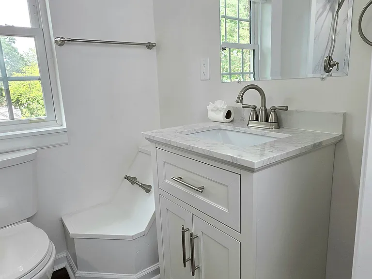 7218 Monument Ave — Photo 12