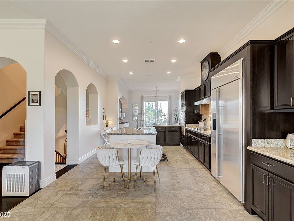 1st image of 3175 Palazzo Reale Ave