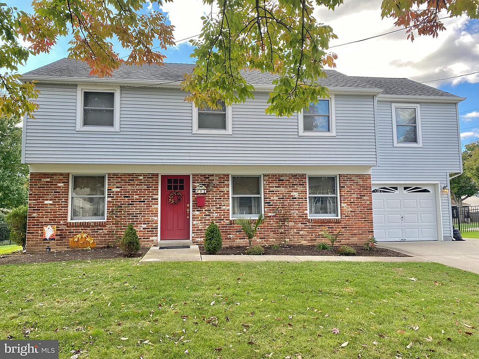 8 Knoll Rd, Stratford, NJ 08084 Zillow