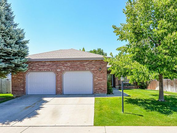 1. 248 Reagan Dr Loveland CO-large-021-050-Front Exterior2-1499x1000-72dpi (2).jpg