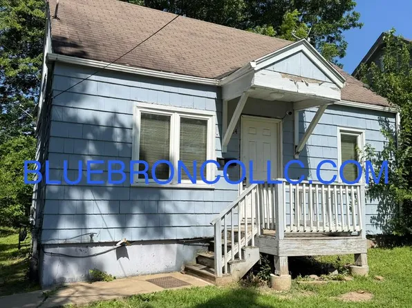124 S Forest Ave, Independence, MO 64050