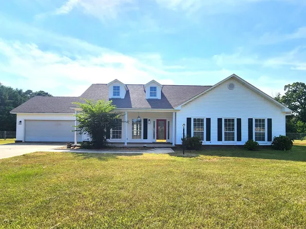 2320 Hinson Rd, El Dorado, AR 71730