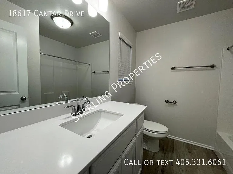 18617 Cantar Dr — Photo 15