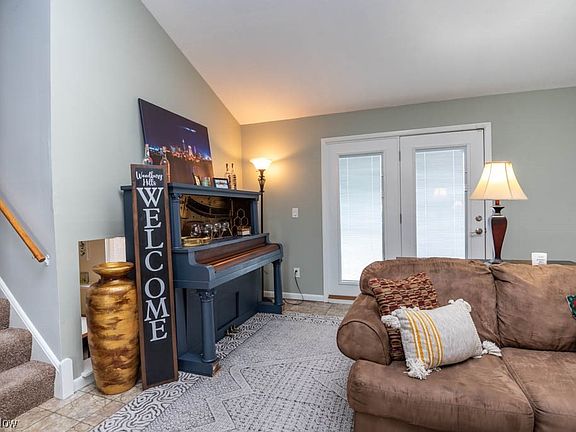 5th image of 4780 Woodbury Hills Dr