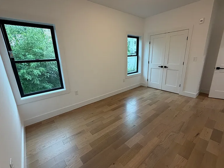 95 Addison St #206 — Photo 3