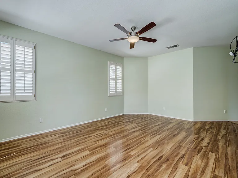 4971 Rio Bravo Dr — Photo 15